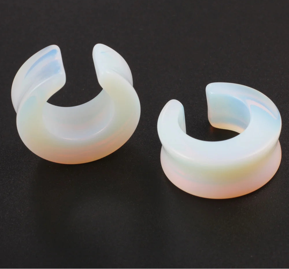 Stone Ear Saddle Horseshoe Plugz 6-25mm