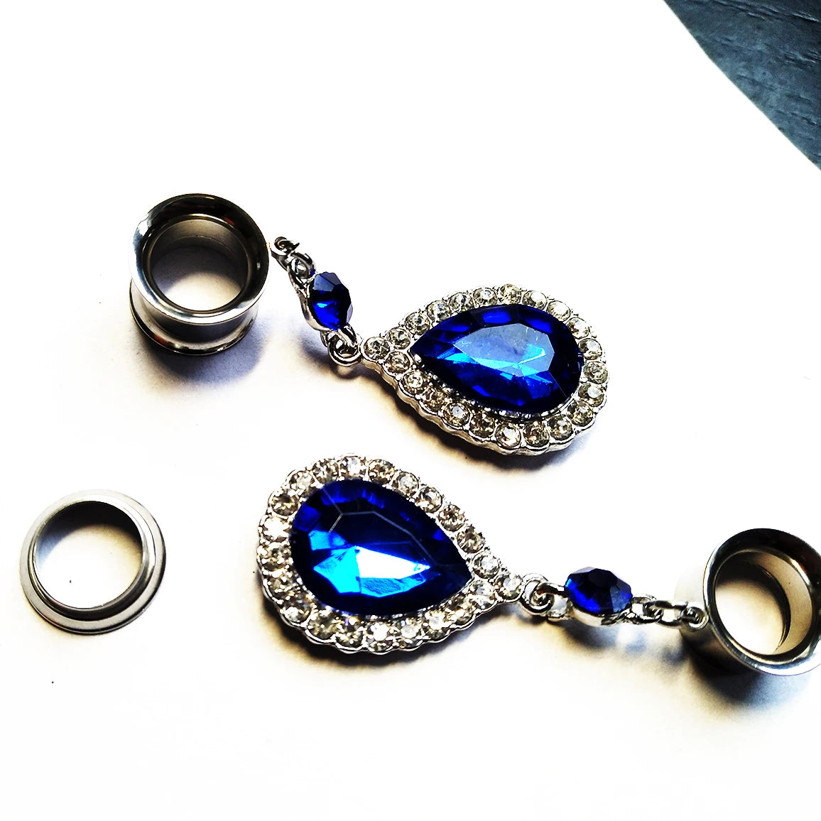 Blue Gemstone Tunnels Hangers 6-16mm