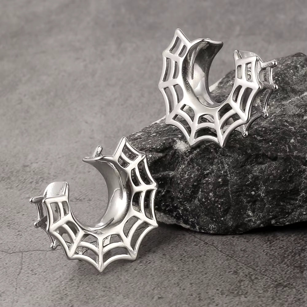 Spider Web Horseshoe Saddle Plugz 8-16mm