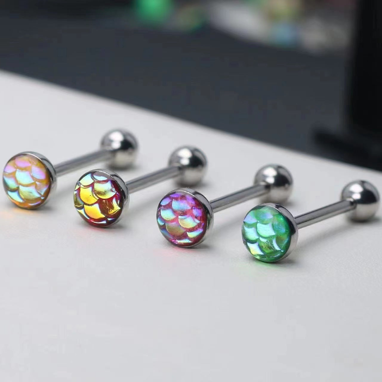 Mermaid Scale Gradient Tongue Barbell 14g