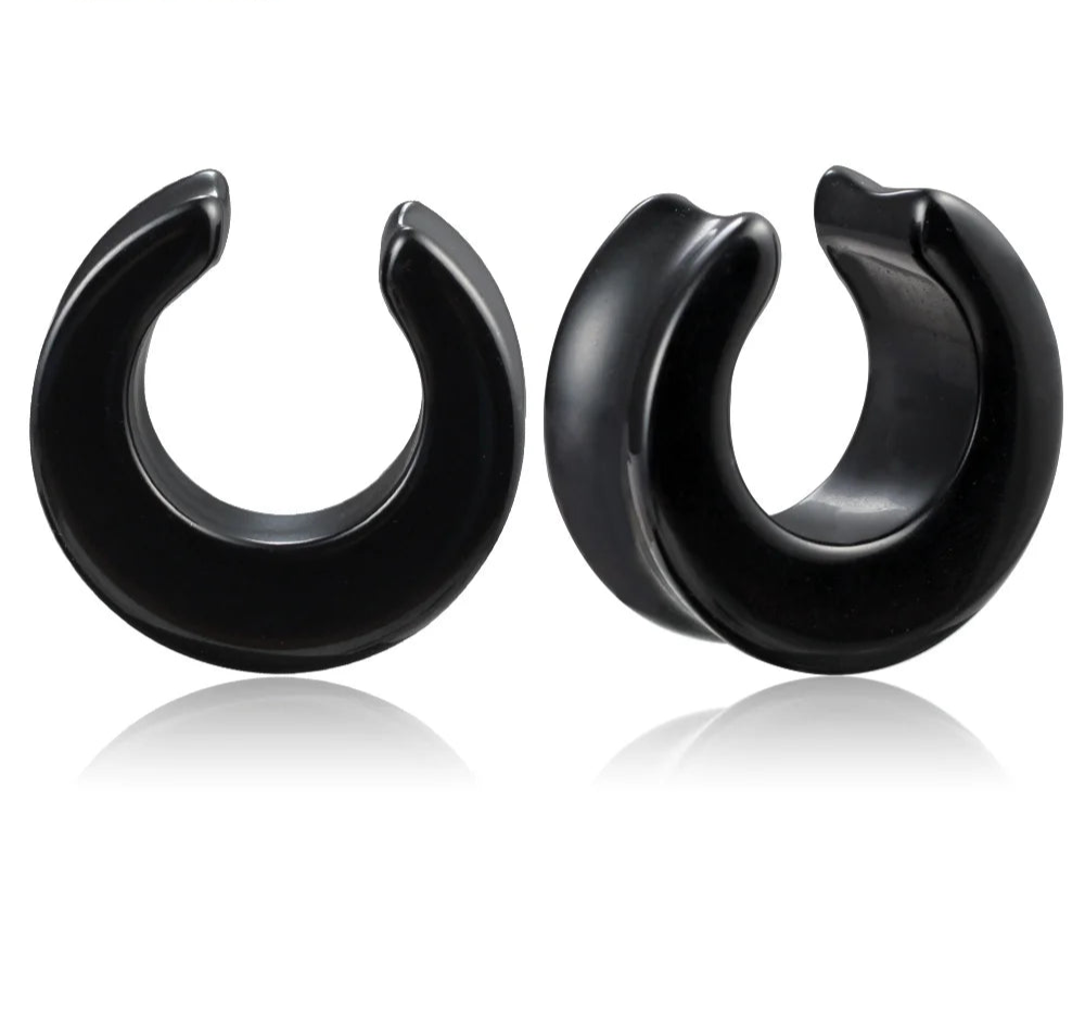 Stone Ear Saddle Horseshoe Plugz 6-25mm